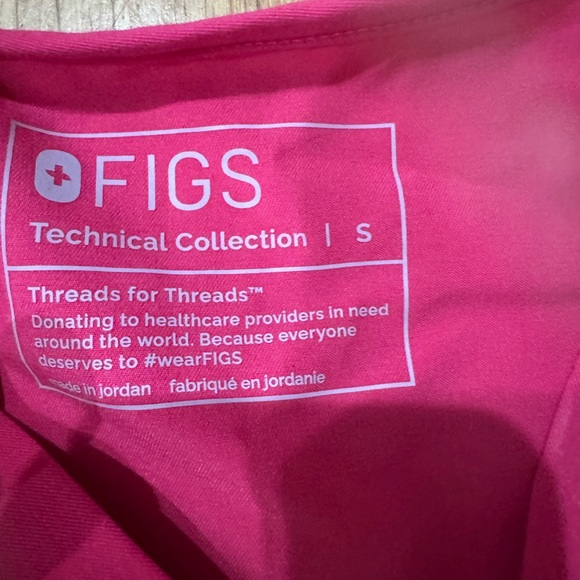 Figs Raspberry Technical Scrub Top Small - Picture 2 of 3